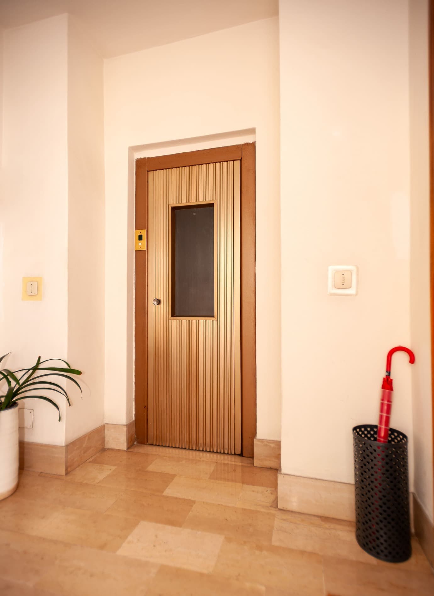 Comodo accesso al primo piano tramite ascensore